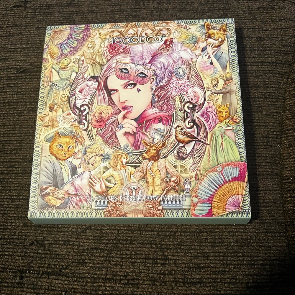 Pink Illustrated Eyeshadow Palette - Multi-Colored Shades